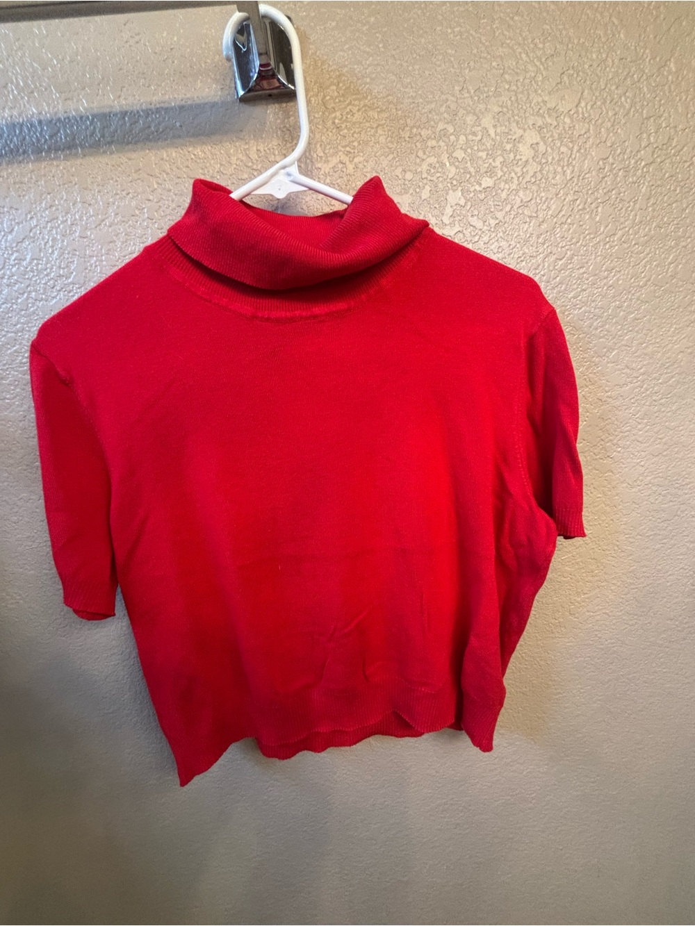 Red Turtleneck Short-Sleeve Women's Sweater